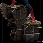 Descubre el apasionante mundo de Estatua Deluxe Spider-Man Peter 3.