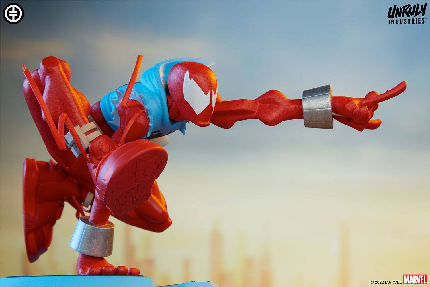 Descubre el apasionante mundo de Estatua Marvel Designer Scarlet Spider.