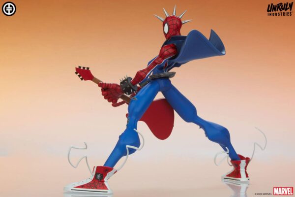 Descubre el apasionante mundo de Estatua Marvel Designer Spider Punk.