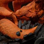 Descubre el apasionante mundo de Estatua Namikaze Minato vs Kurama.