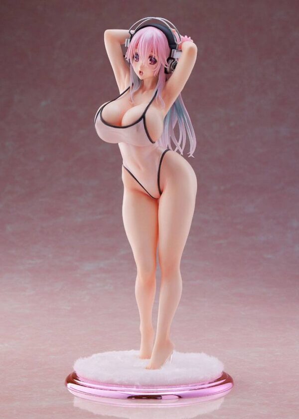 Descubre el apasionante mundo de Estatua DreamTech Super Sonico White Swimsuit.