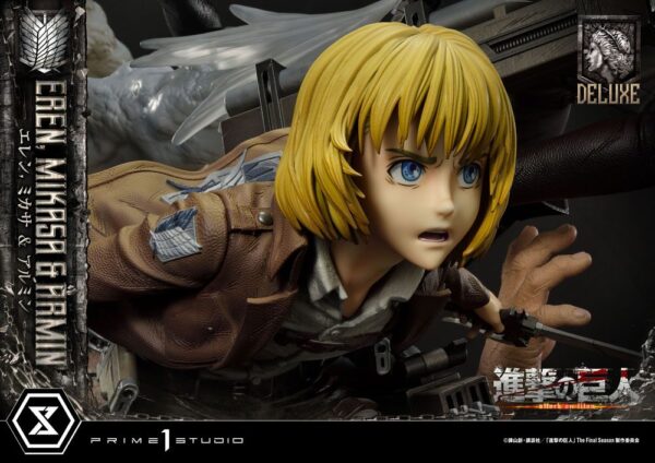 Descubre el apasionante mundo de Estatua Eren Mikasa y Armin Deluxe.