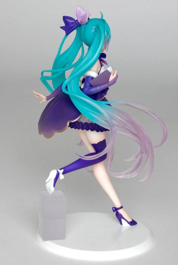 Descubre el apasionante mundo de Estatua Hatsune Miku 3rd Season Winter.