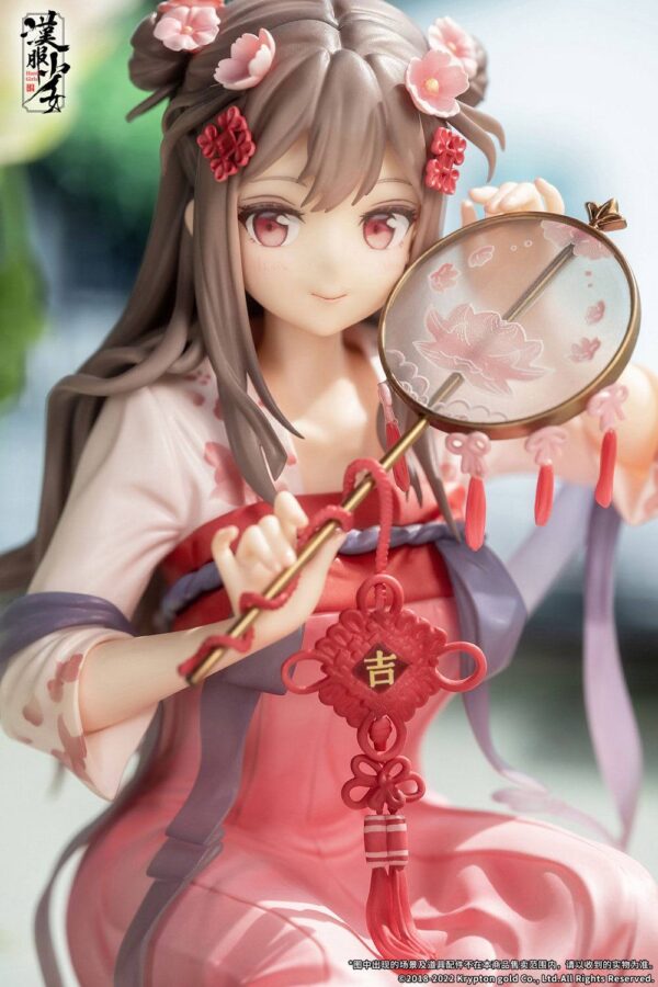 Descubre el apasionante mundo de Estatua Lotus Reflection Hanfu Girls.