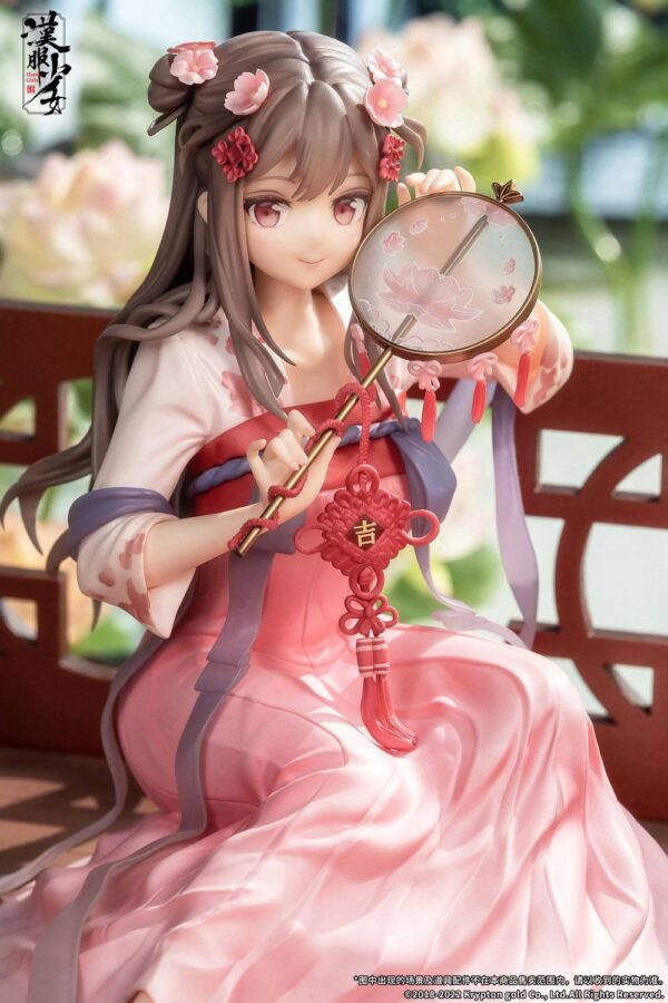 Descubre el apasionante mundo de Estatua Lotus Reflection Hanfu Girls.