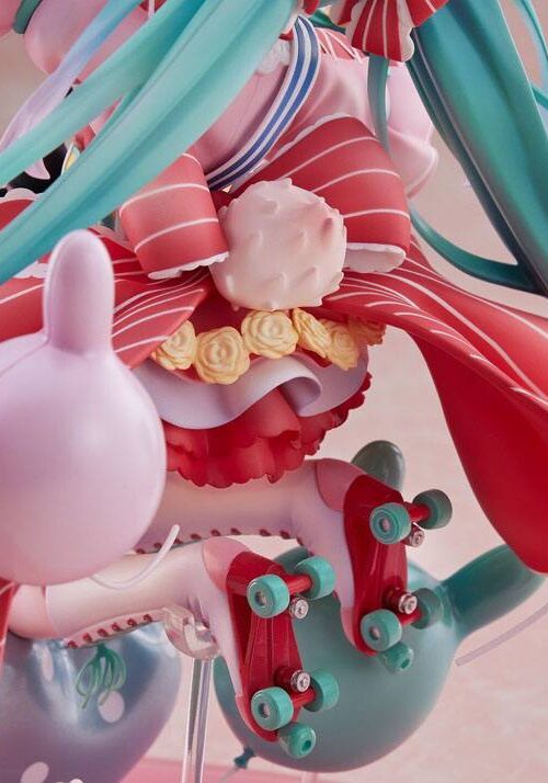 Descubre el apasionante mundo de Estatua Miku Hatsune Birthday 2021 Spiritale.