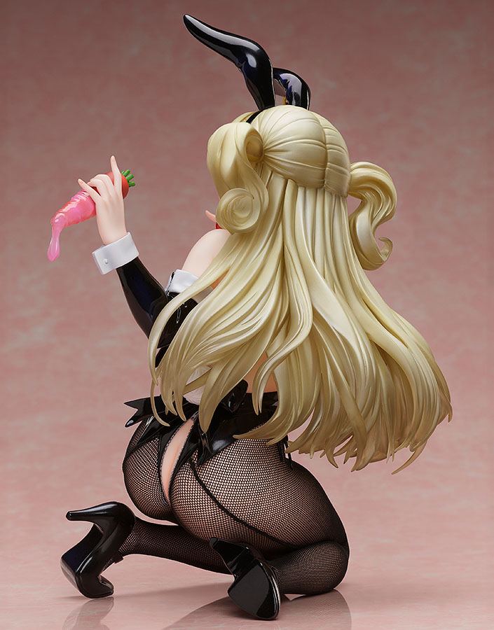 Descubre el apasionante mundo de Estatua Original Character Charlotte 30cm.