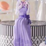 Descubre el apasionante mundo de Estatua Perching Emilia 14cm.