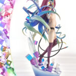 Descubre el apasionante mundo de Estatua Prisma Wing Schwi.