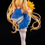 Descubre el apasionante mundo de Estatua Transfer Student Lilith Bacon.