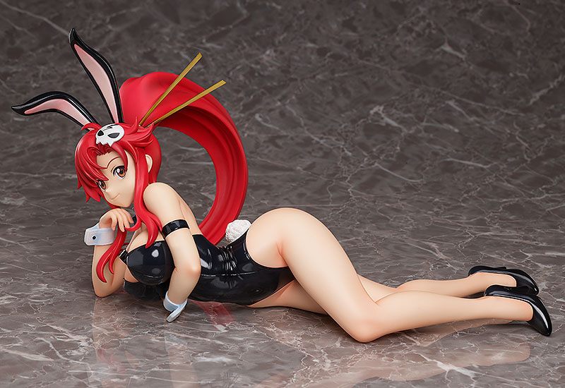 Descubre el apasionante mundo de Estatua Yoko Bare Leg Bunny.