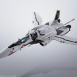 Descubre el apasionante mundo de Figura VF-0S Phoenix Roy Focker Use.