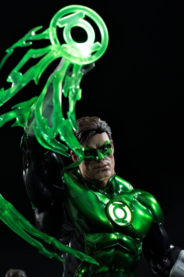 Descubre el apasionante mundo de Estatua Green Lantern Hal Jordan.