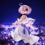 Descubre el apasionante mundo de Estatua Shielder Under The Same Sky.