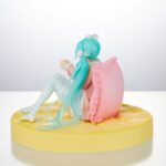 Descubre el apasionante mundo de Estatua Hatsune Miku Original Casual Wear.