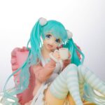 Descubre el apasionante mundo de Estatua Hatsune Miku Original Casual Wear.