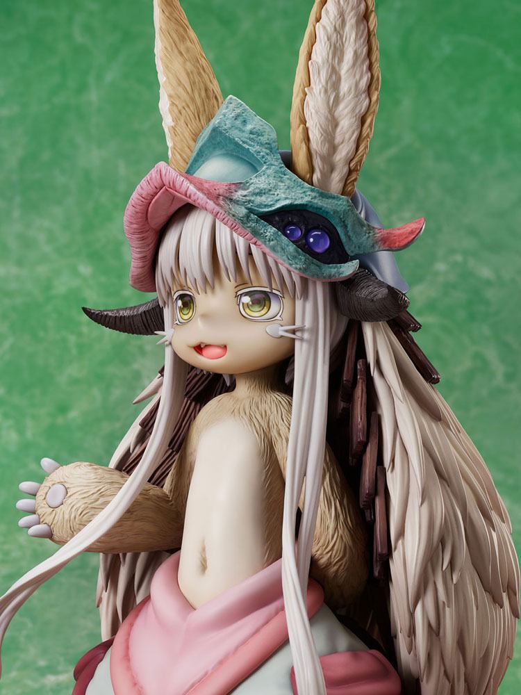 Descubre el apasionante mundo de Estatua Made in Abyss Nanachi 39cm.