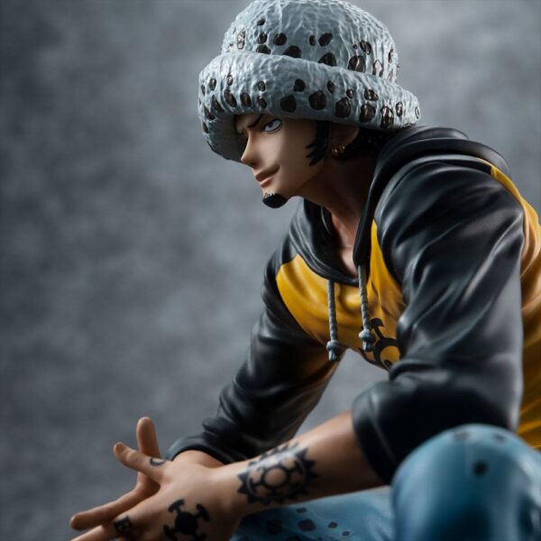 Descubre el apasionante mundo de Estatua Playback Memories Trafalgar Law.
