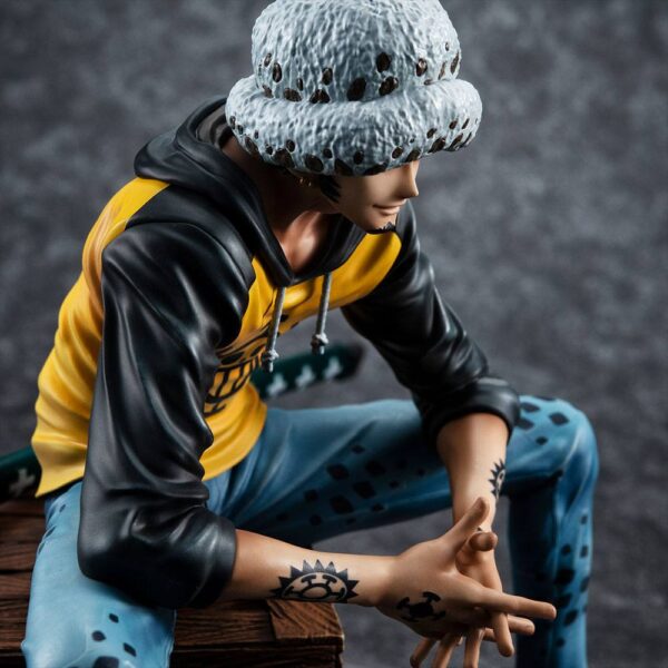 Descubre el apasionante mundo de Estatua Playback Memories Trafalgar Law.