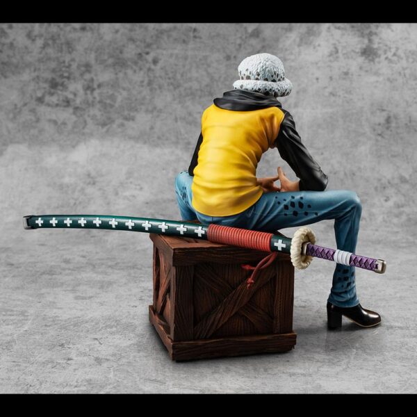 Descubre el apasionante mundo de Estatua Playback Memories Trafalgar Law.