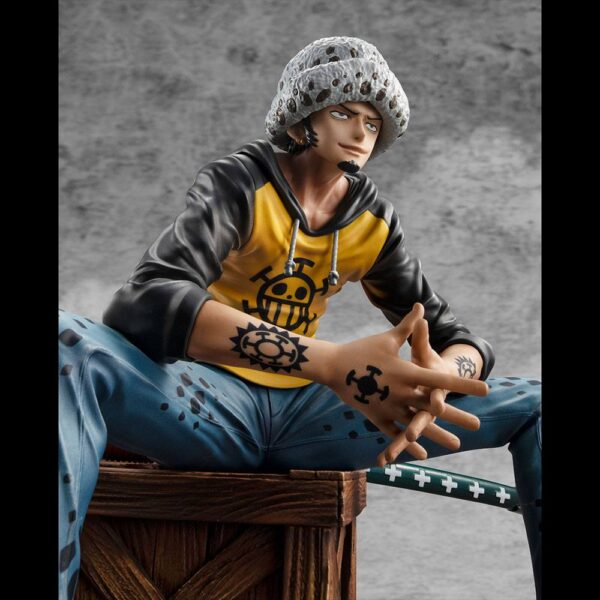 Descubre el apasionante mundo de Estatua Playback Memories Trafalgar Law.