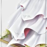 Descubre el apasionante mundo de Estatua Prisma Wing Siesta.