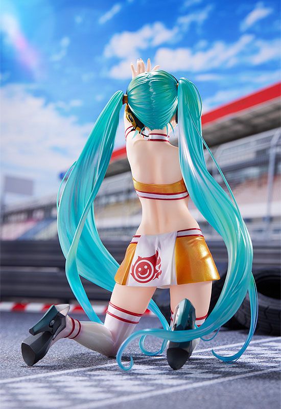 Descubre el apasionante mundo de Estatua Racing Miku 2010.