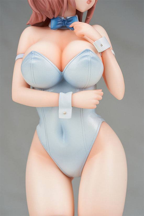 Descubre el apasionante mundo de Estatua White Bunny Natsume Ikomochi.