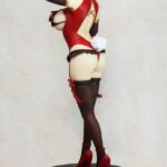 Descubre el apasionante mundo de Estatua Yui Red Bunny.