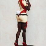 Descubre el apasionante mundo de Estatua Yui Red Bunny.