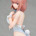 Descubre el apasionante mundo de Estatuas Black Bunny Aoi y White Bunny Natsume.