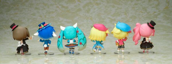 Descubre el apasionante mundo de Estatuas Kagamine Rin y Kagamine Len.