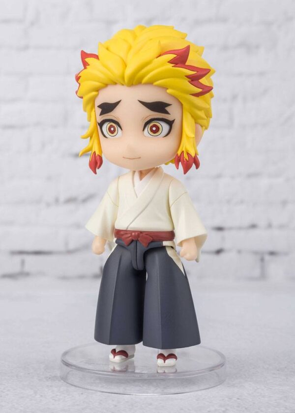 Descubre el apasionante mundo de Figura Figuarts mini Senjuro Rengoku.