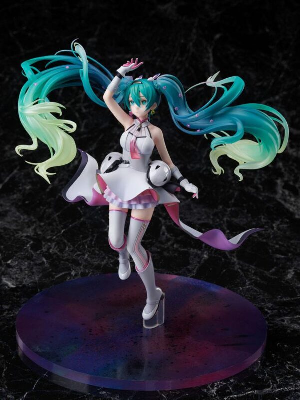 Descubre el apasionante mundo de Estatua Hatsune Miku Galaxy Live 2020.