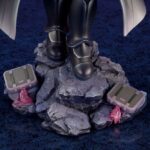 Descubre el apasionante mundo de Estatua Light Bondrewd 27cm.