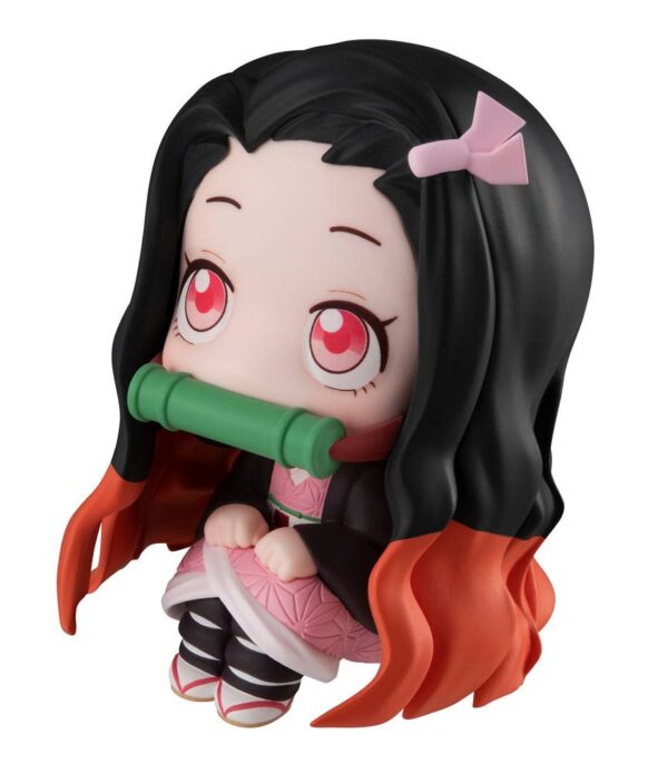 Descubre el apasionante mundo de Estatua Look Up Nezuko Kamado.
