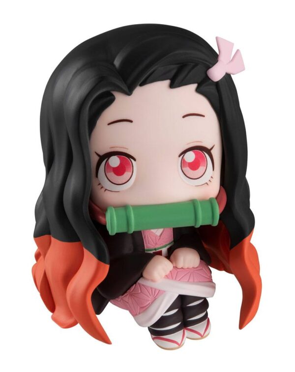 Descubre el apasionante mundo de Estatua Look Up Nezuko Kamado.