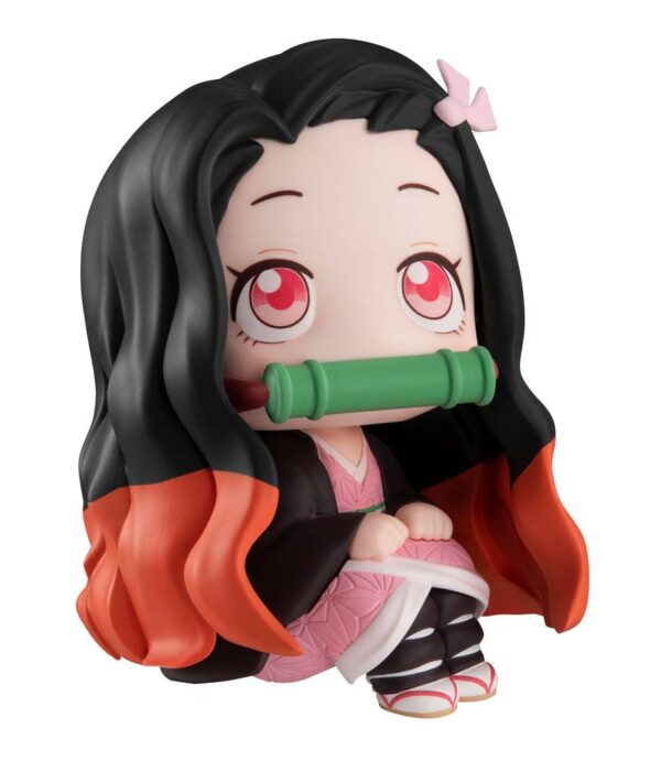 Descubre el apasionante mundo de Estatua Look Up Nezuko Kamado.