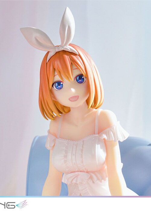 Descubre el apasionante mundo de Estatua Prisma Wing Yotsuba Nakano.