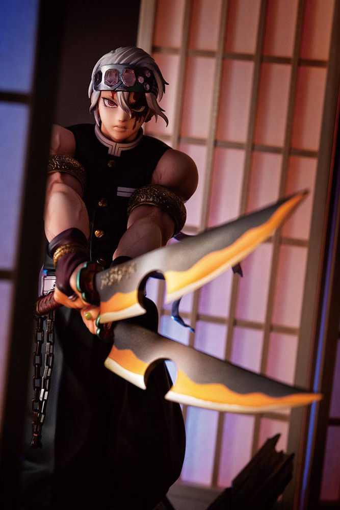 Descubre el apasionante mundo de Estatua Tengen Uzui 23cm.