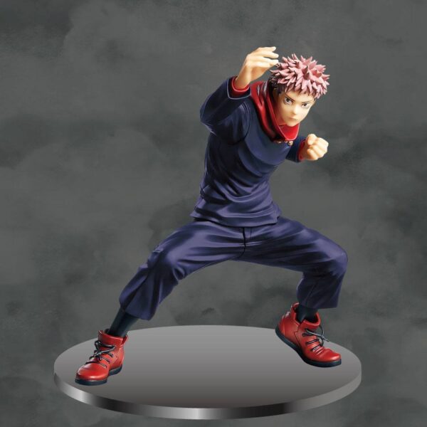 Descubre el apasionante mundo de Estatua Yuji Itadori 20cm.