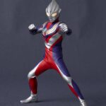 Descubre el apasionante mundo de Figura con luz Tiga 16cm.