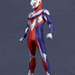 Descubre el apasionante mundo de Figura con luz Tiga 16cm.