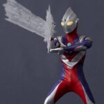 Descubre el apasionante mundo de Figura con luz Tiga 16cm.