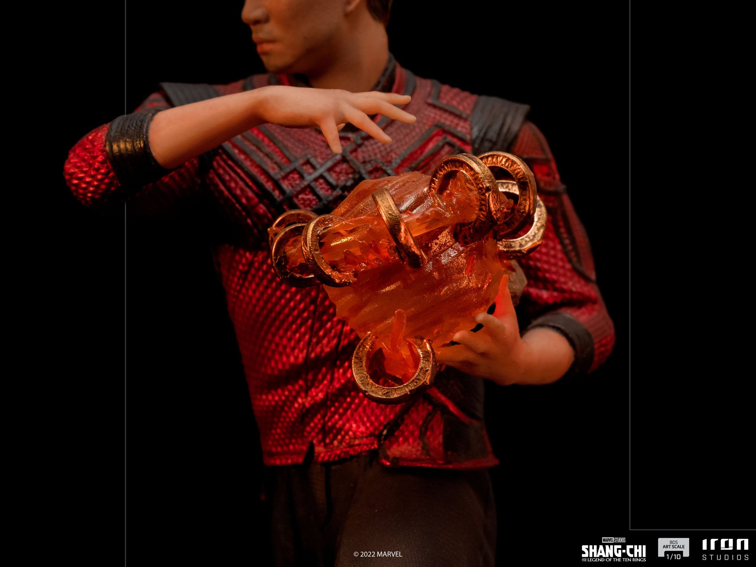 Descubre el apasionante mundo de Estatua BDS Art Shang-Chi and Morris.