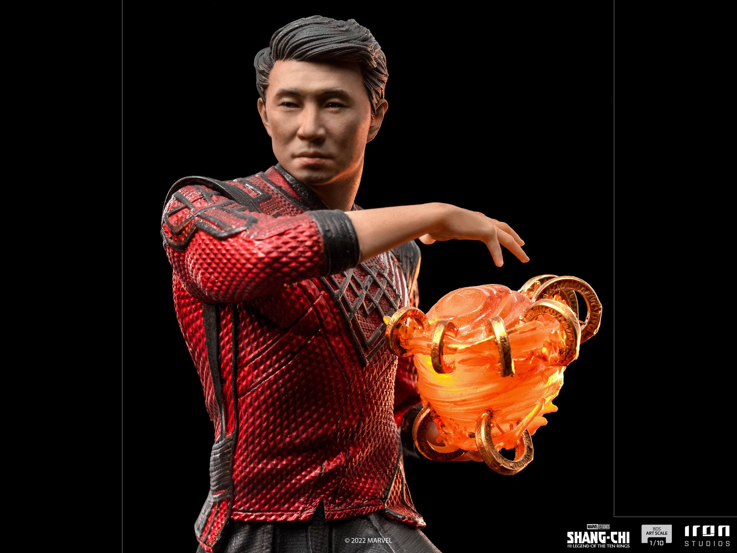 Descubre el apasionante mundo de Estatua BDS Art Shang-Chi and Morris.