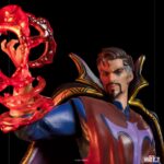 Descubre el apasionante mundo de Estatua Deluxe Art Scale Strange Supreme.