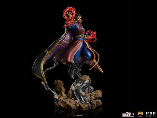 Descubre el apasionante mundo de Estatua Deluxe Art Scale Strange Supreme.