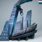 Descubre el apasionante mundo de Estatua Marvel Premium Format Miles.