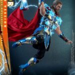 Descubre el apasionante mundo de Figura Thor Love and Thunder Deluxe.